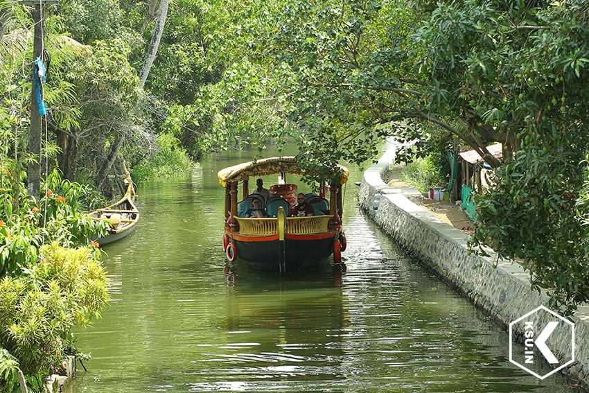 Shikara Alappuzha
